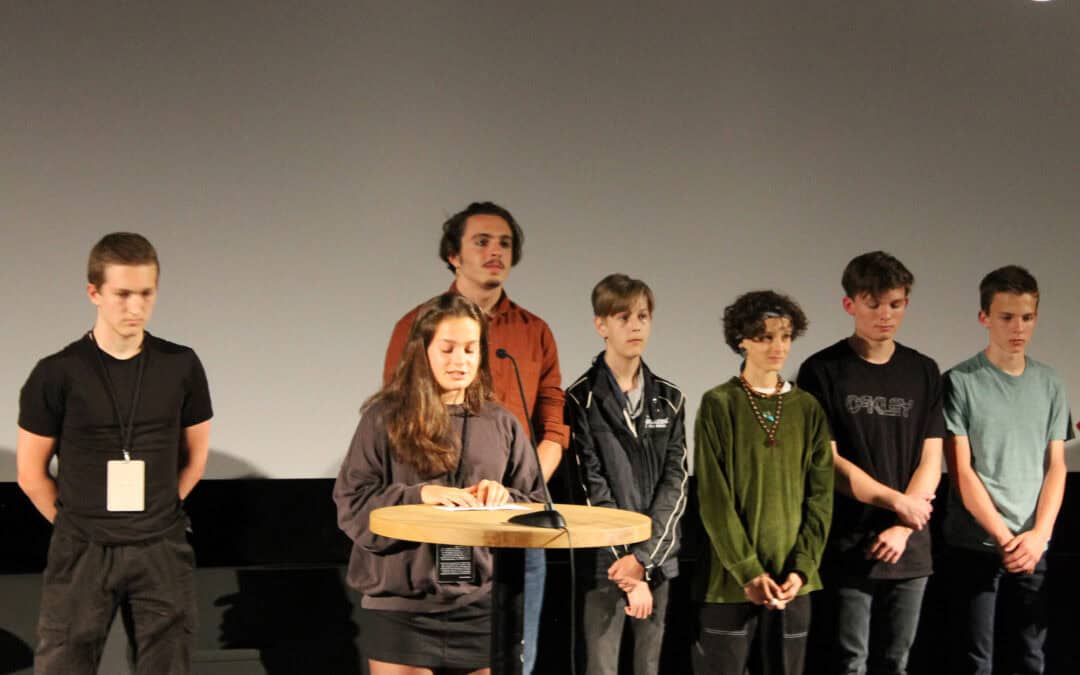 Internationales Filmfestival Innsbruck: Der Südwind Filmpreis 2022 geht an „Nachbarn“